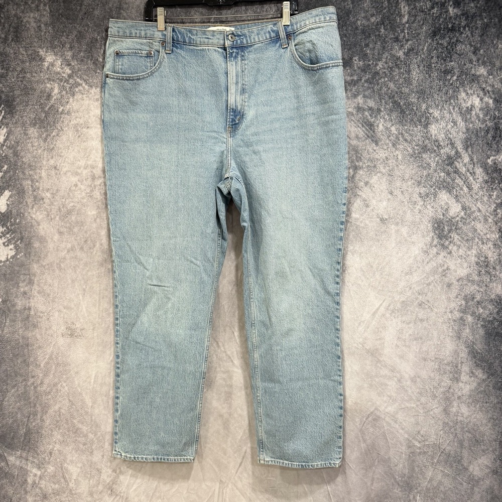 Abercrombie & Fitch Women's 90s Straight Ultra High Rise‎ Jeans 34x18 Light Wash